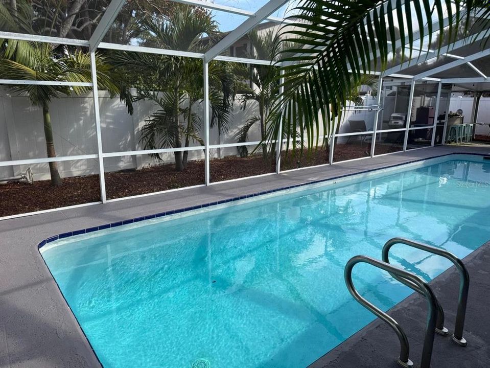 For Sale: $670,000 (4 beds, 3 baths, 2460 Square Feet)