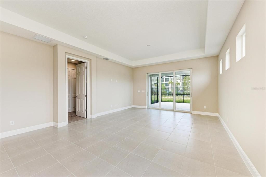 For Sale: $399,990 (2 beds, 2 baths, 1579 Square Feet)