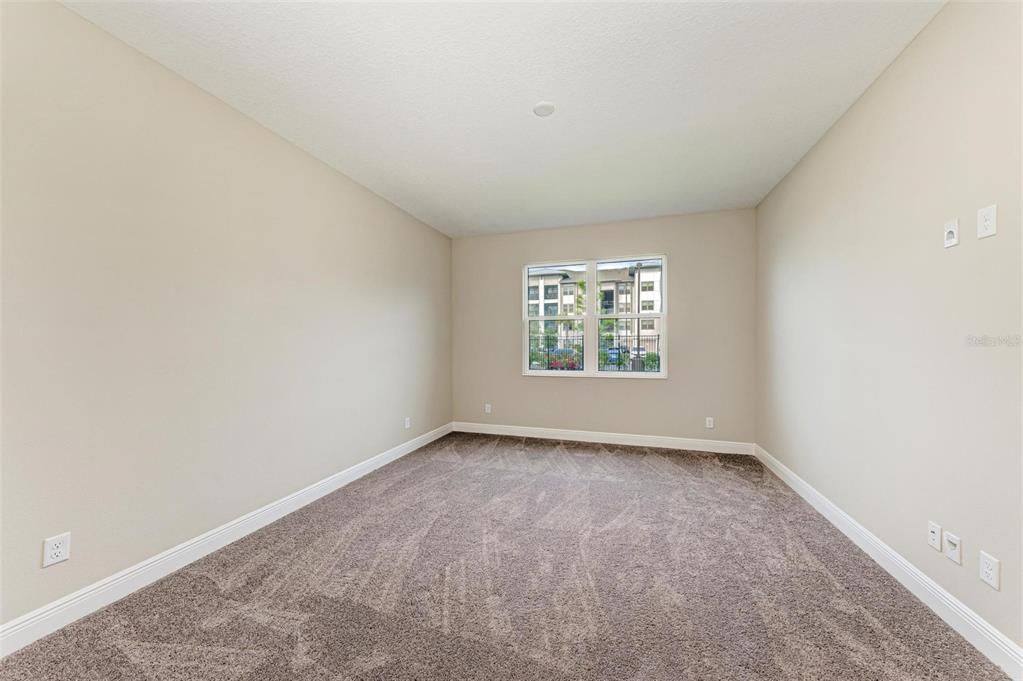 For Sale: $399,990 (2 beds, 2 baths, 1579 Square Feet)