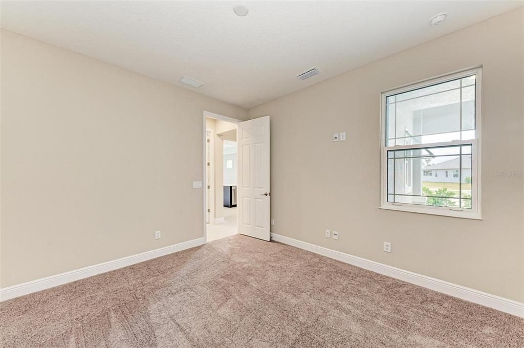 For Sale: $399,990 (2 beds, 2 baths, 1579 Square Feet)