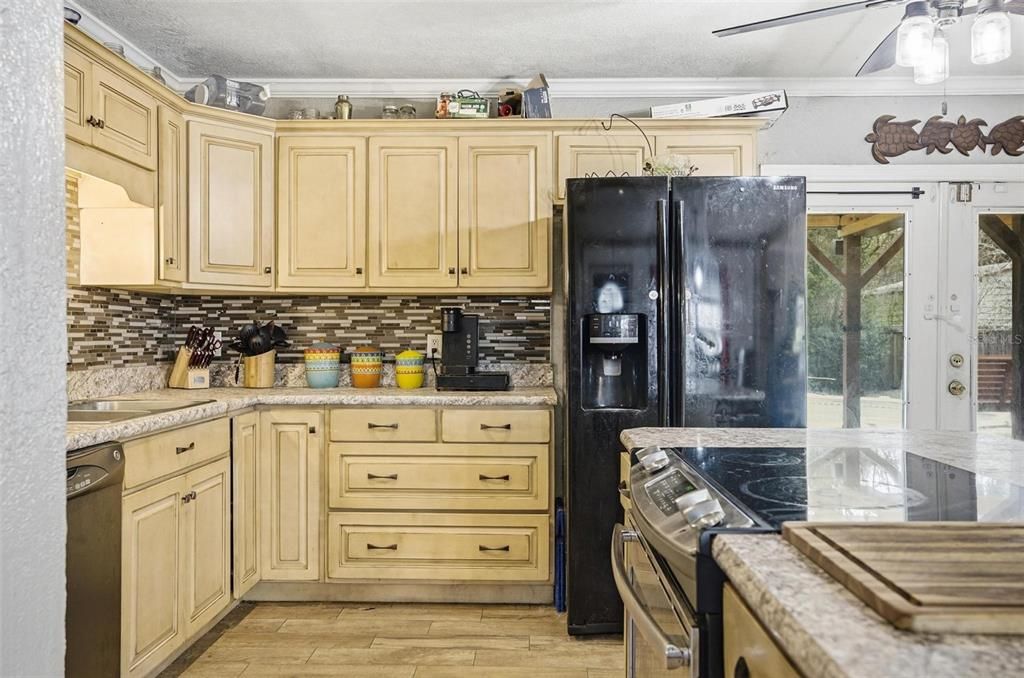 En Venta: $235,000 (3 camas, 1 baños, 1300 Pies cuadrados)