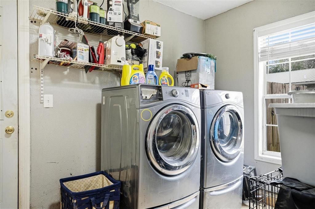 En Venta: $235,000 (3 camas, 1 baños, 1300 Pies cuadrados)