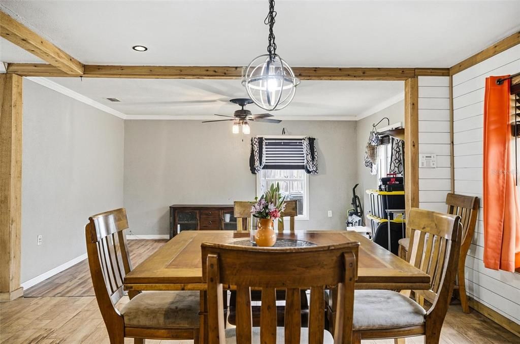 En Venta: $235,000 (3 camas, 1 baños, 1300 Pies cuadrados)