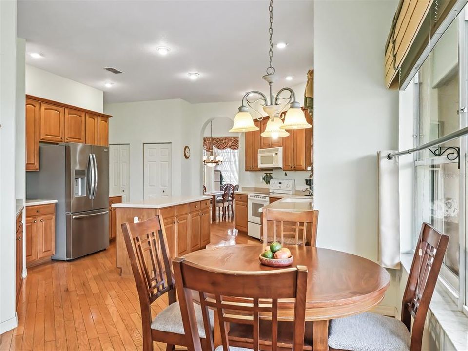 For Sale: $399,900 (3 beds, 2 baths, 2067 Square Feet)