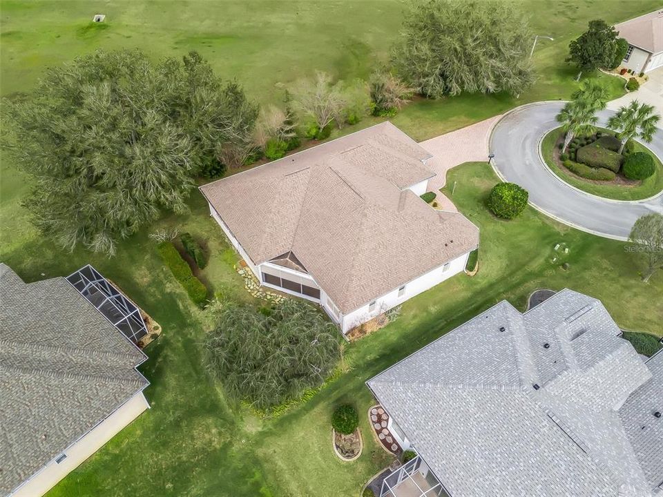 For Sale: $399,900 (3 beds, 2 baths, 2067 Square Feet)