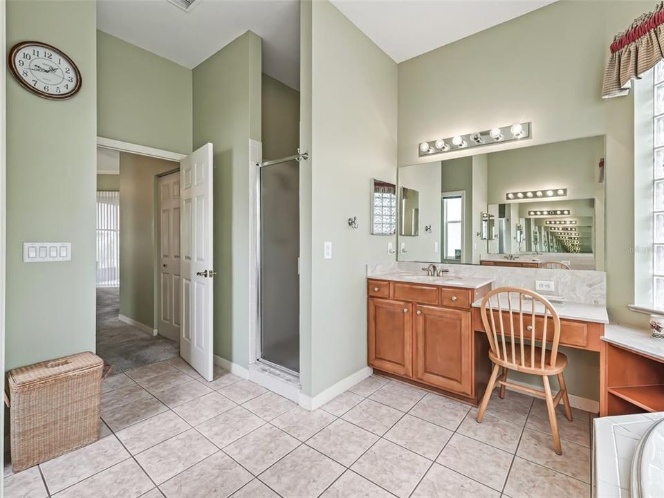 For Sale: $399,900 (3 beds, 2 baths, 2067 Square Feet)