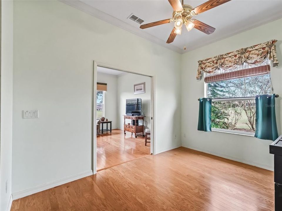 For Sale: $399,900 (3 beds, 2 baths, 2067 Square Feet)