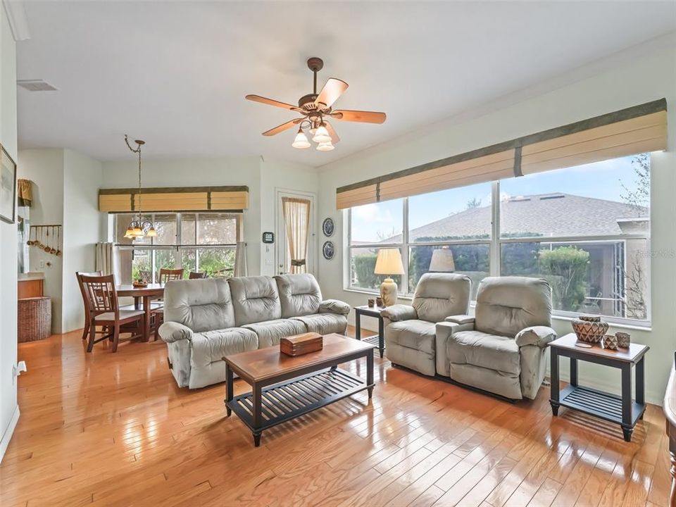 For Sale: $399,900 (3 beds, 2 baths, 2067 Square Feet)