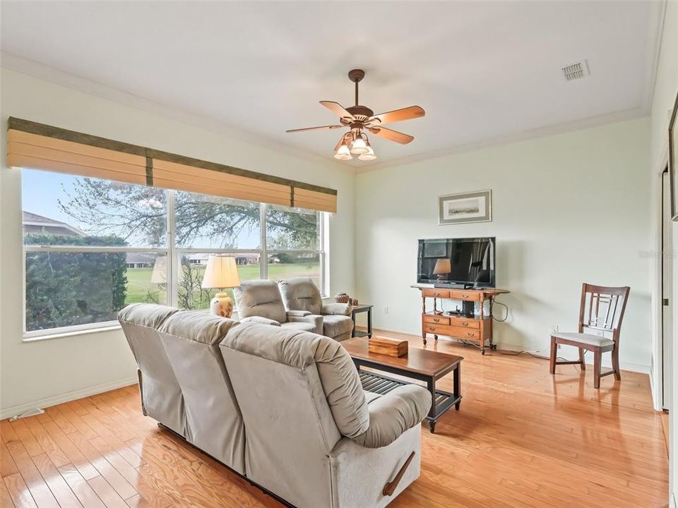 For Sale: $399,900 (3 beds, 2 baths, 2067 Square Feet)