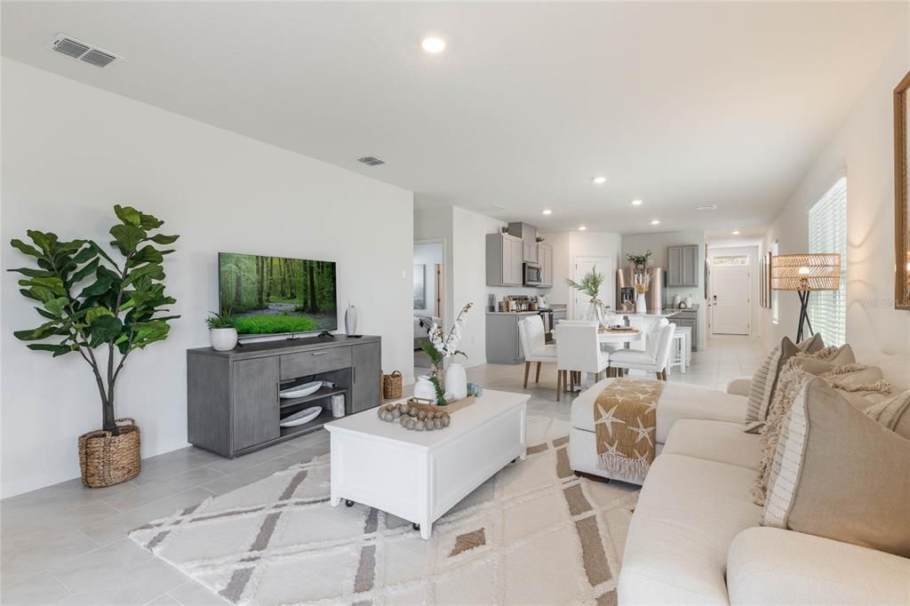 For Sale: $313,990 (4 beds, 2 baths, 1665 Square Feet)