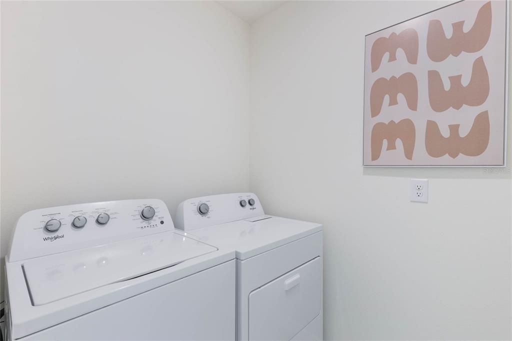 For Sale: $313,990 (4 beds, 2 baths, 1665 Square Feet)