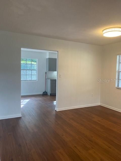 出租: $1,950 (3 贝兹, 2 浴室, 1843 平方英尺)