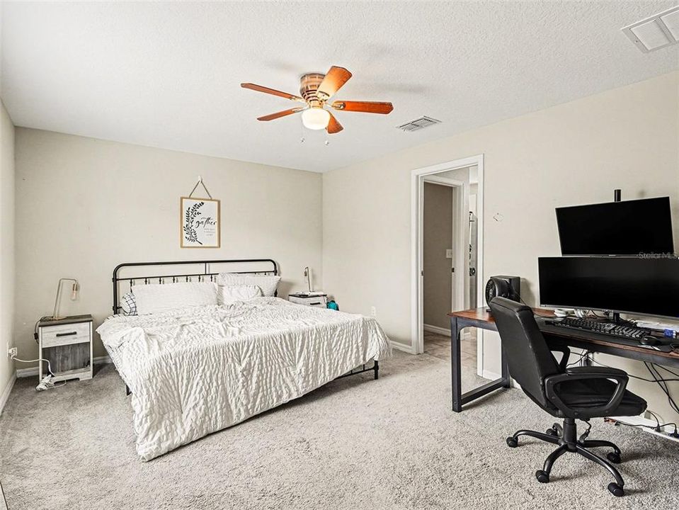 For Sale: $300,000 (3 beds, 2 baths, 1451 Square Feet)