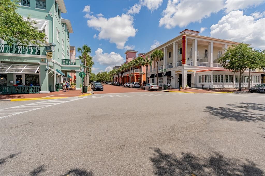 出租: $1,750 (1 贝兹, 1 浴室, 792 平方英尺)