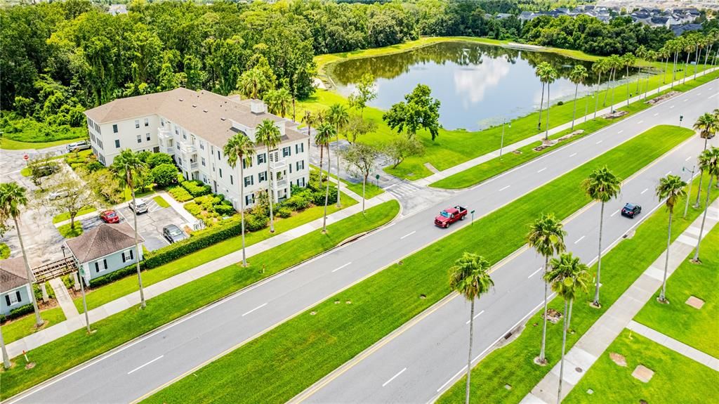 出租: $1,750 (1 贝兹, 1 浴室, 792 平方英尺)