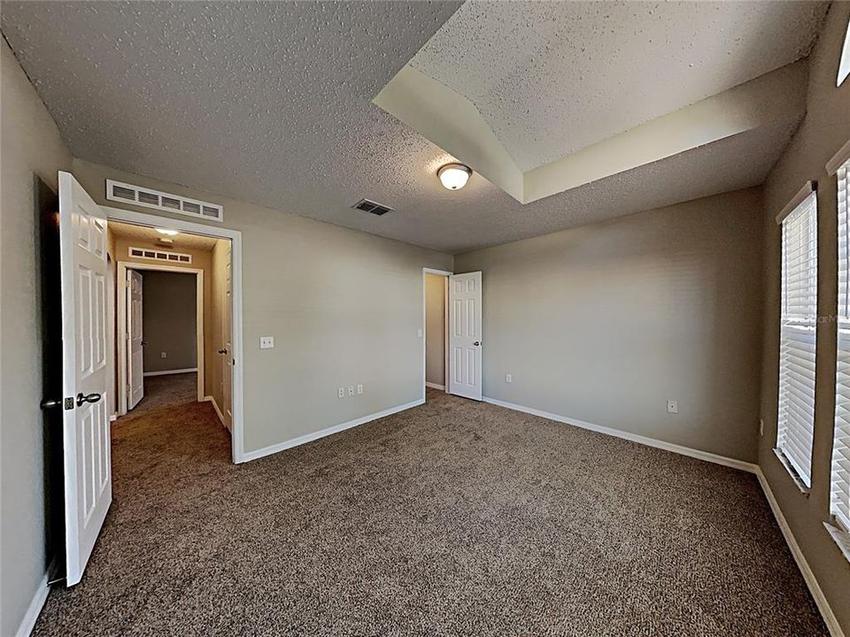 В аренду: $2,230 (4 спален, 2 ванн, 1855 Квадратных фут)