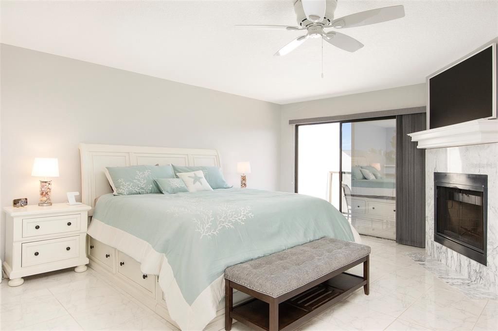 For Rent: $4,500 (3 beds, 3 baths, 2315 Square Feet)