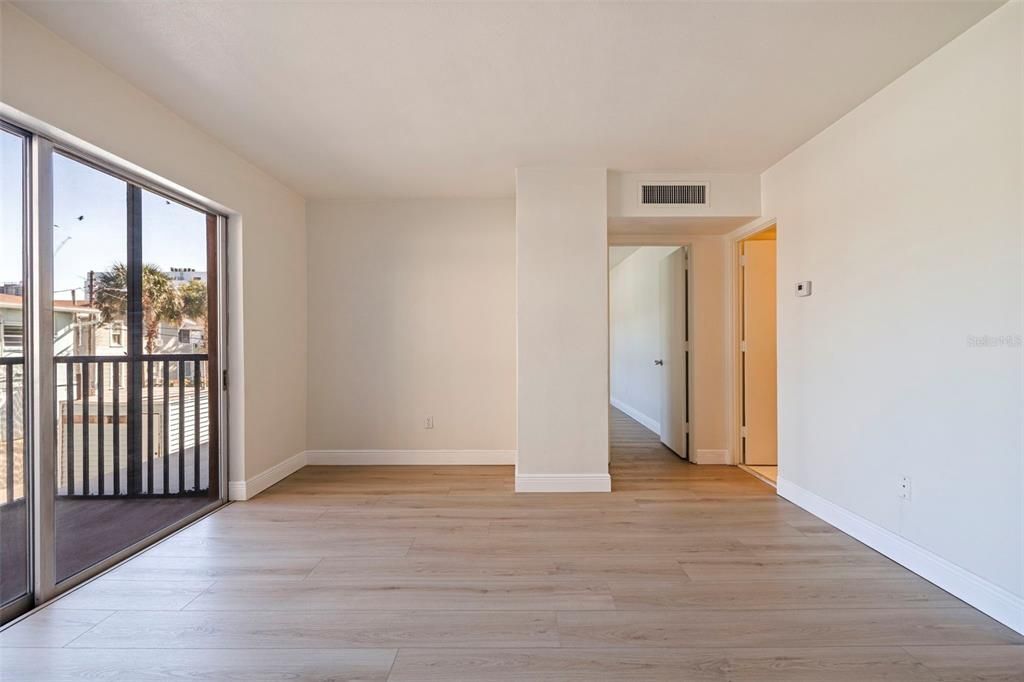 待售: $99,000 (1 贝兹, 1 浴室, 625 平方英尺)