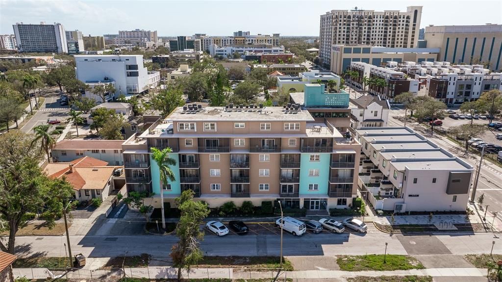 待售: $99,000 (1 贝兹, 1 浴室, 625 平方英尺)