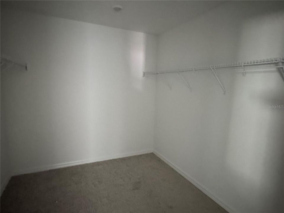 For Sale: $489,999 (3 beds, 2 baths, 2756 Square Feet)