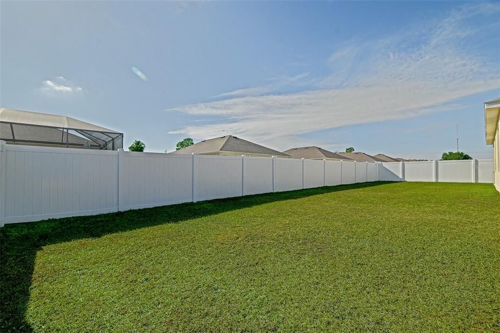 For Sale: $349,000 (3 beds, 2 baths, 1670 Square Feet)