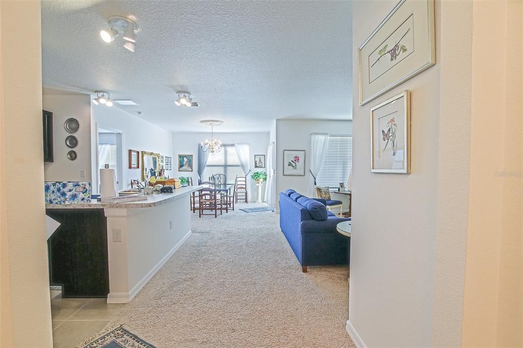 For Sale: $349,000 (3 beds, 2 baths, 1670 Square Feet)