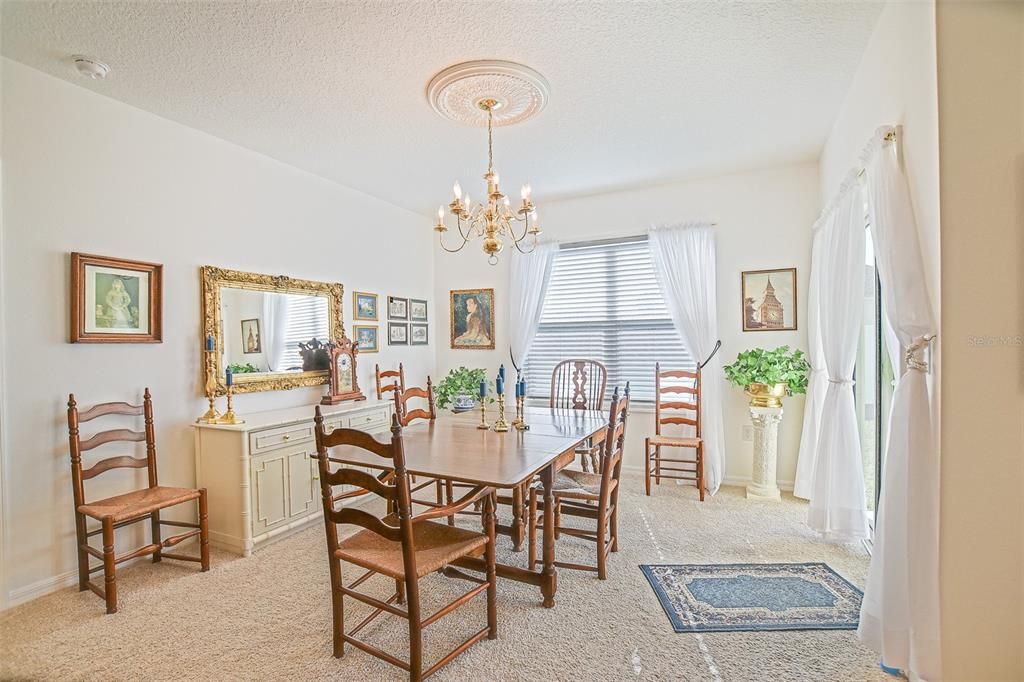 For Sale: $349,000 (3 beds, 2 baths, 1670 Square Feet)