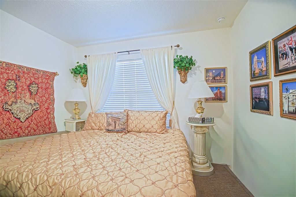 For Sale: $349,000 (3 beds, 2 baths, 1670 Square Feet)