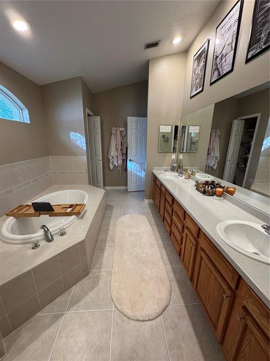 В аренду: $2,699 (3 спален, 2 ванн, 1825 Квадратных фут)