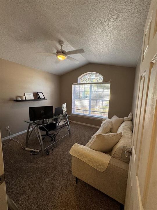 В аренду: $2,699 (3 спален, 2 ванн, 1825 Квадратных фут)