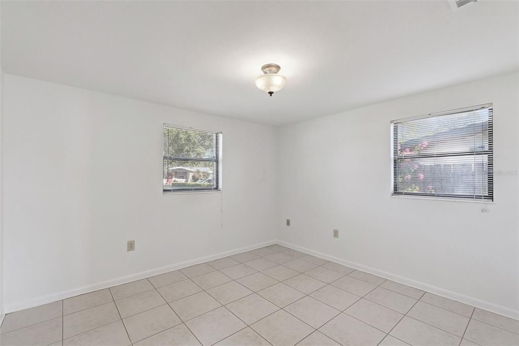 For Sale: $298,000 (3 beds, 2 baths, 1358 Square Feet)