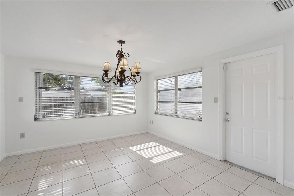 For Sale: $298,000 (3 beds, 2 baths, 1358 Square Feet)