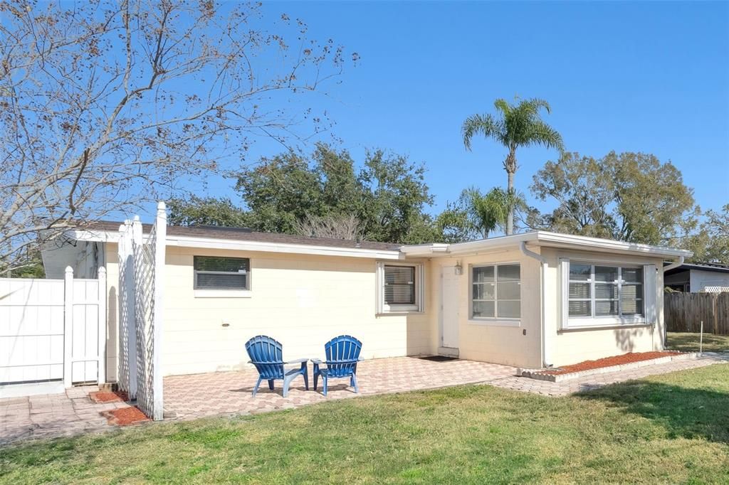 For Sale: $298,000 (3 beds, 2 baths, 1358 Square Feet)