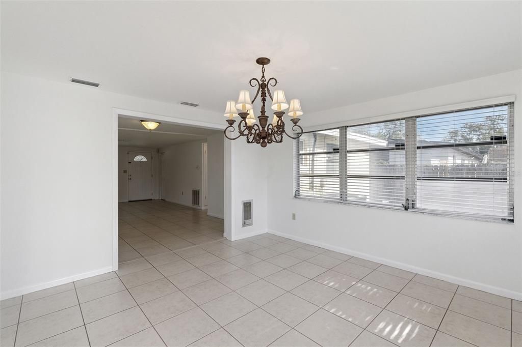 For Sale: $298,000 (3 beds, 2 baths, 1358 Square Feet)