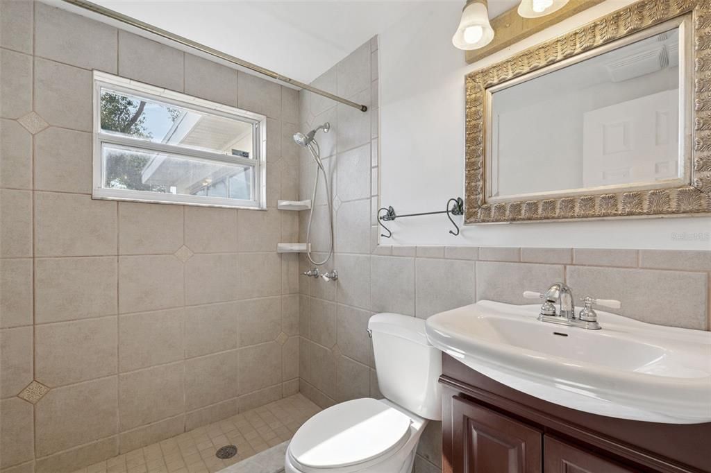 For Sale: $298,000 (3 beds, 2 baths, 1358 Square Feet)