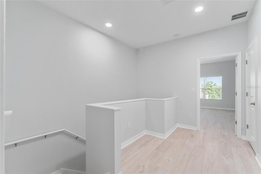 En Venta: $435,000 (3 camas, 2 baños, 1575 Pies cuadrados)