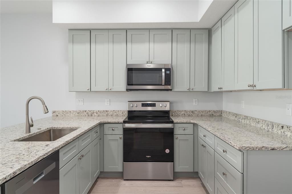 En Venta: $435,000 (3 camas, 2 baños, 1575 Pies cuadrados)