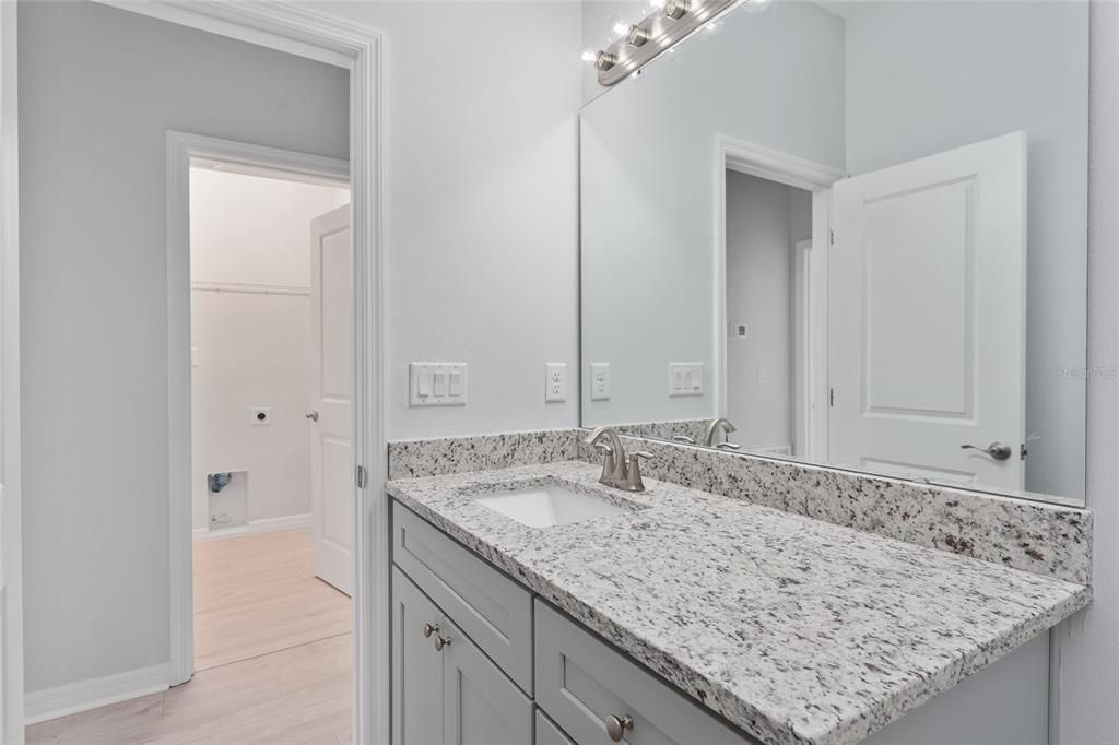 En Venta: $435,000 (3 camas, 2 baños, 1575 Pies cuadrados)