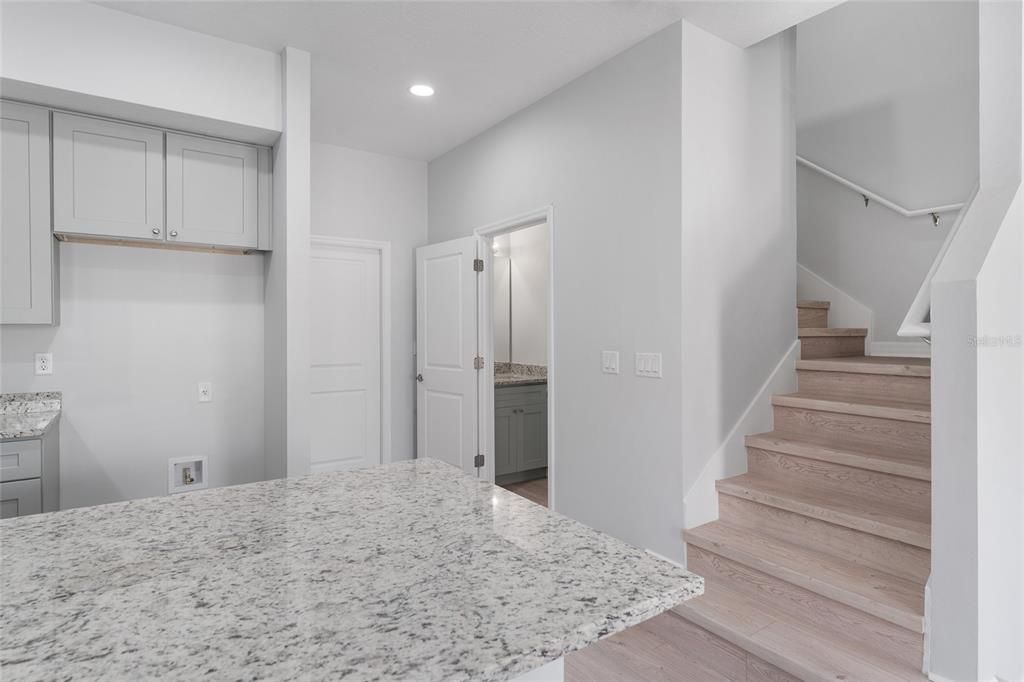 En Venta: $435,000 (3 camas, 2 baños, 1575 Pies cuadrados)