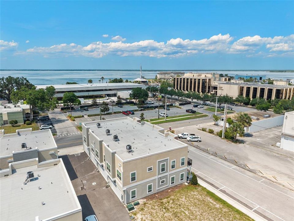 En Venta: $435,000 (3 camas, 2 baños, 1575 Pies cuadrados)