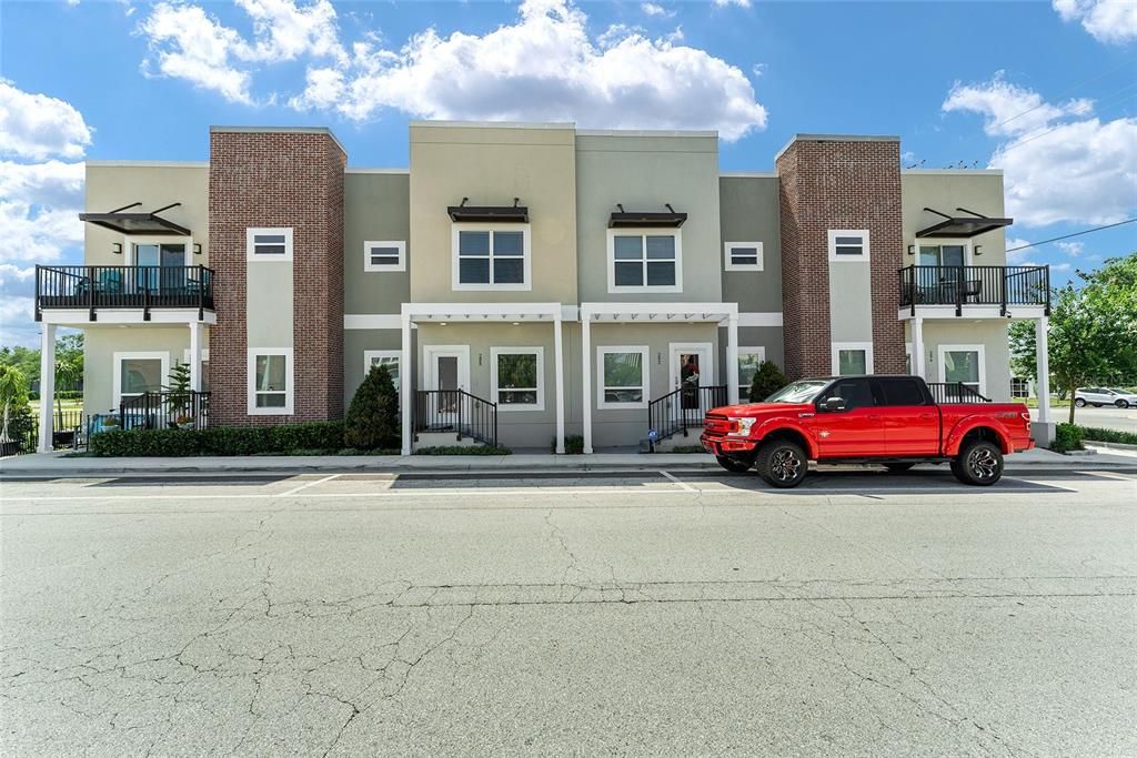 En Venta: $435,000 (3 camas, 2 baños, 1575 Pies cuadrados)