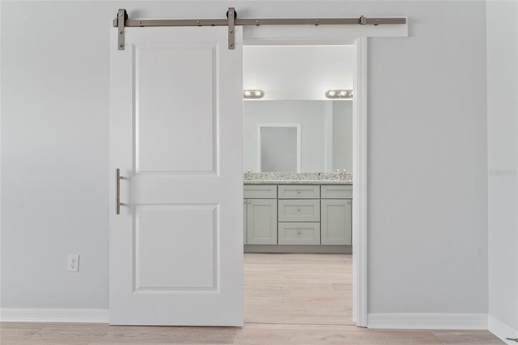 En Venta: $435,000 (3 camas, 2 baños, 1575 Pies cuadrados)