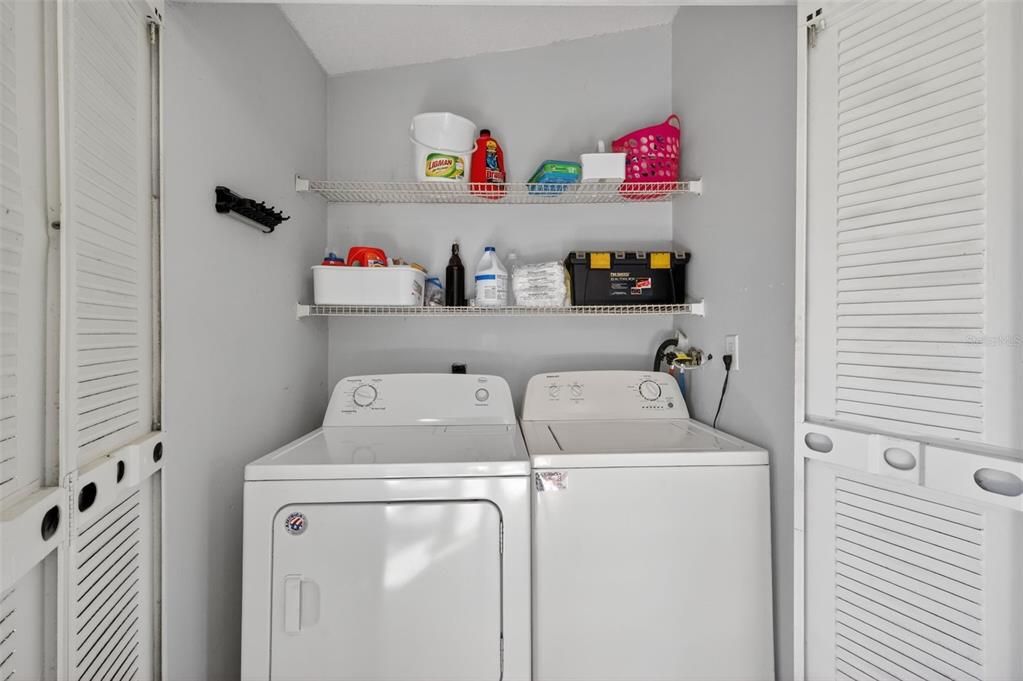 For Sale: $279,900 (3 beds, 2 baths, 1080 Square Feet)