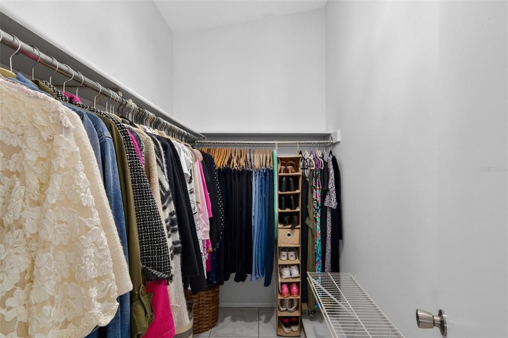 For Sale: $279,900 (3 beds, 2 baths, 1080 Square Feet)