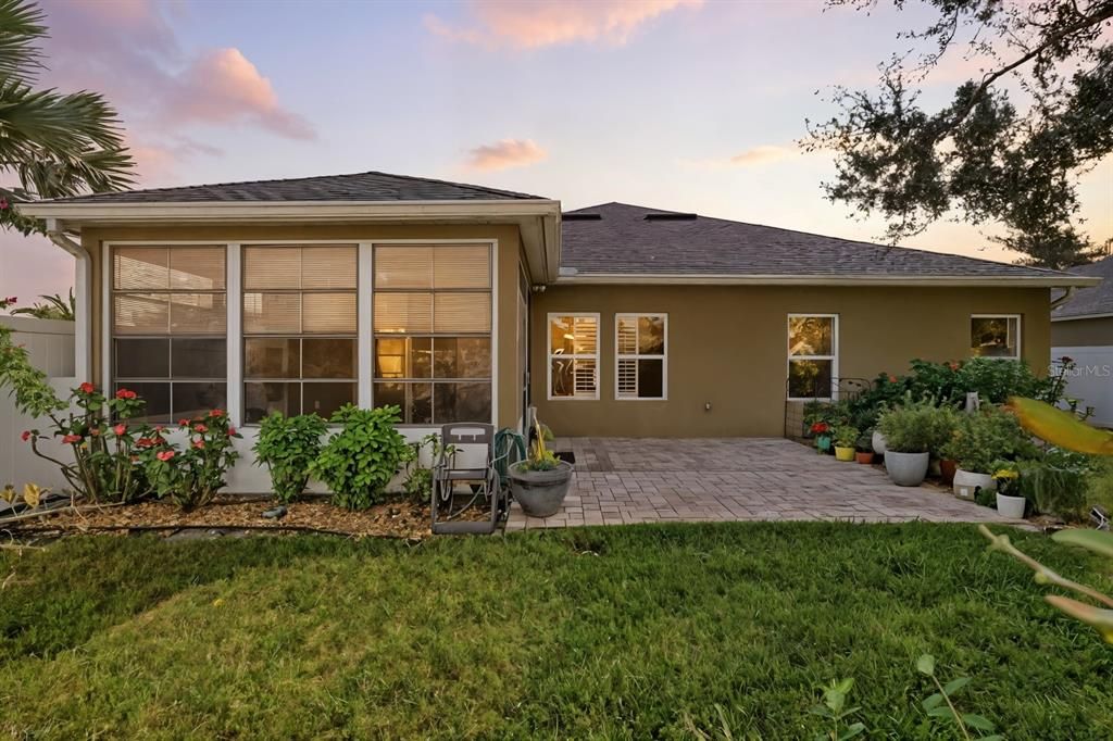 На продажу: $470,000 (4 спален, 2 ванн, 2024 Квадратных фут)