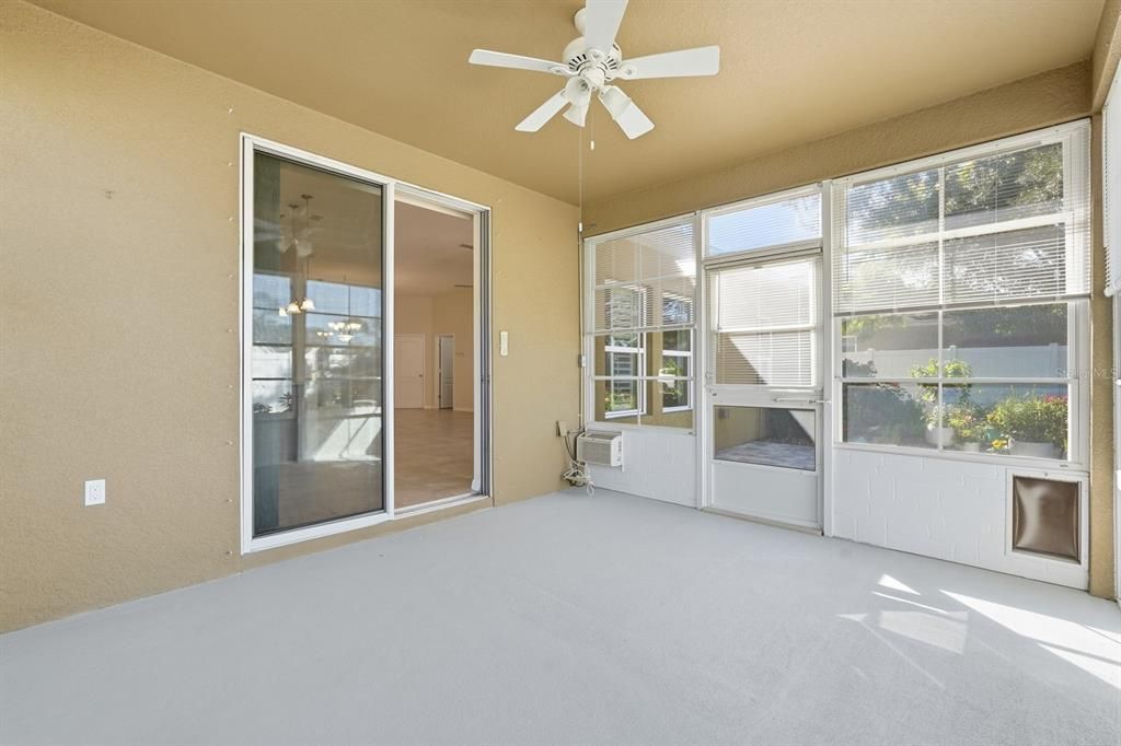 На продажу: $470,000 (4 спален, 2 ванн, 2024 Квадратных фут)