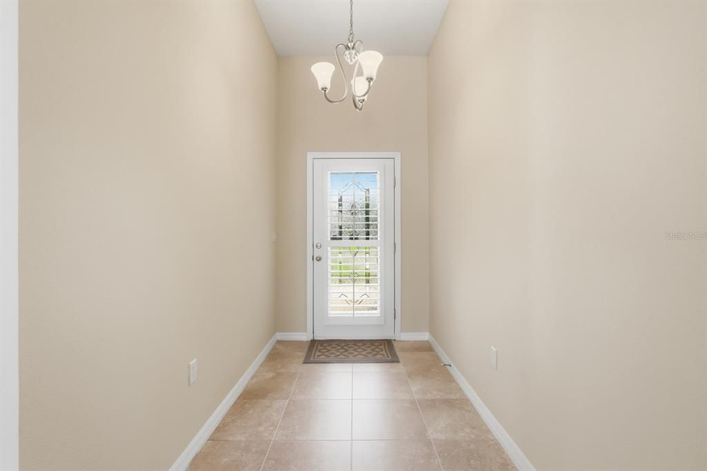 На продажу: $470,000 (4 спален, 2 ванн, 2024 Квадратных фут)