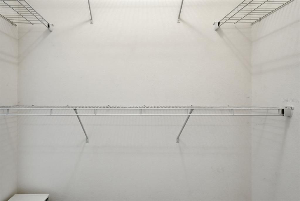 На продажу: $470,000 (4 спален, 2 ванн, 2024 Квадратных фут)