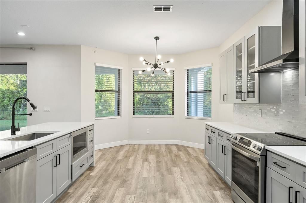 For Rent: $3,250 (4 beds, 3 baths, 3496 Square Feet)