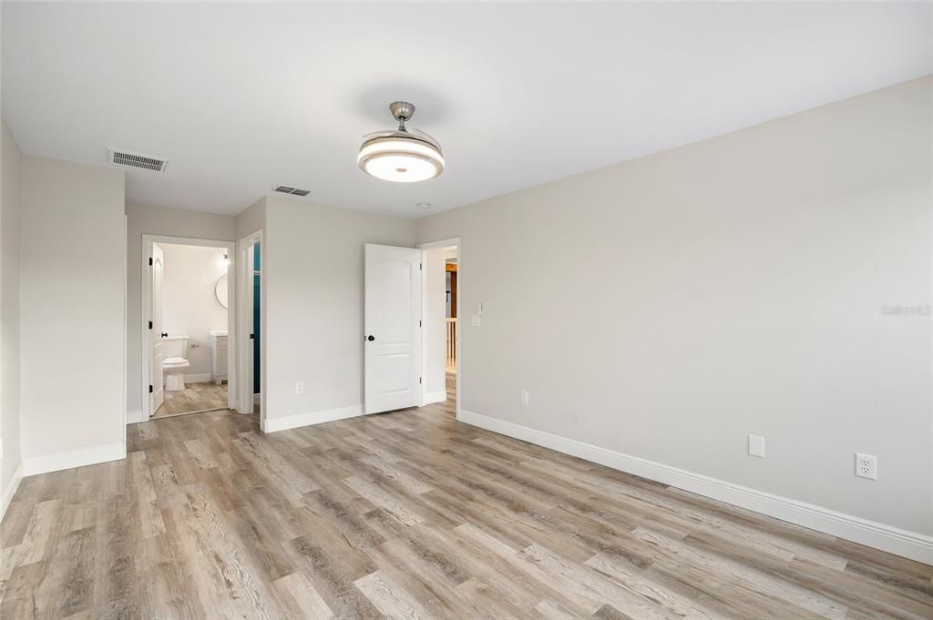 For Rent: $3,250 (4 beds, 3 baths, 3496 Square Feet)